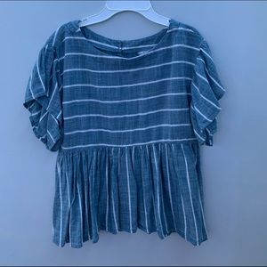 American Eagle blue and white striped shirt